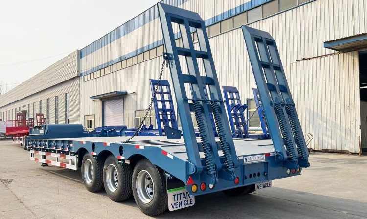 3 Axles 60 Ton Lowbed Trailer for Sale in Mauritius