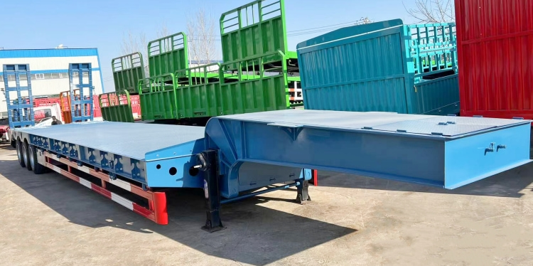3 Axles 60 Ton Lowbed Trailer for Sale in Mauritius