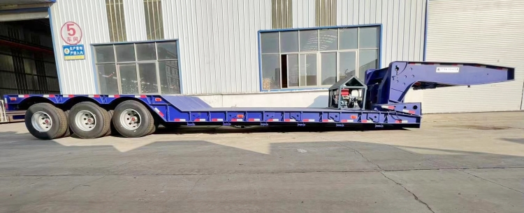 Detachable Gooseneck Trailer for Sale in Mauritius | 60 Ton Lowboy Trailer for Sale 