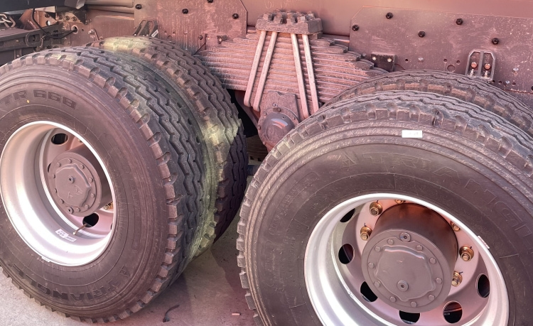 Sinotruk Howo 6x4 Dump Truck for Sale in Mauritius | Howo Truck Price