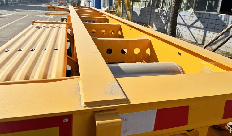 Multi Function Container Skeletal Trailer | Tri Axle Chassis for Sale in Mauritius | CIMC Trailers