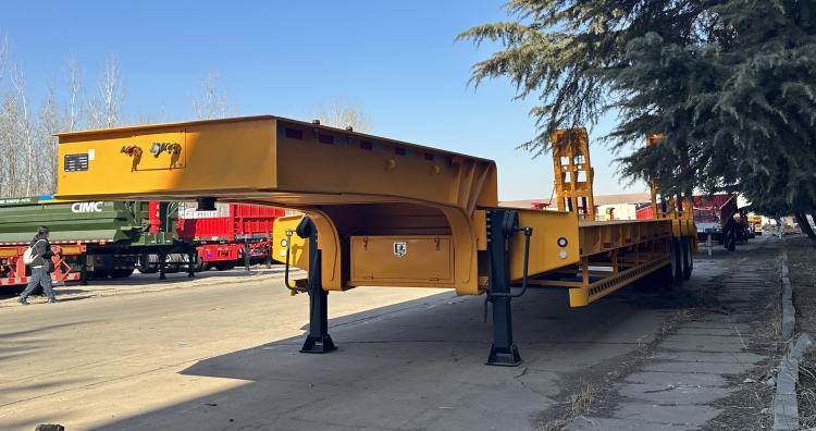 3 Axle Low Bed Trailer for Sale in Mauritius | Semi Low Bed Trailer Price | CIMC Trailers