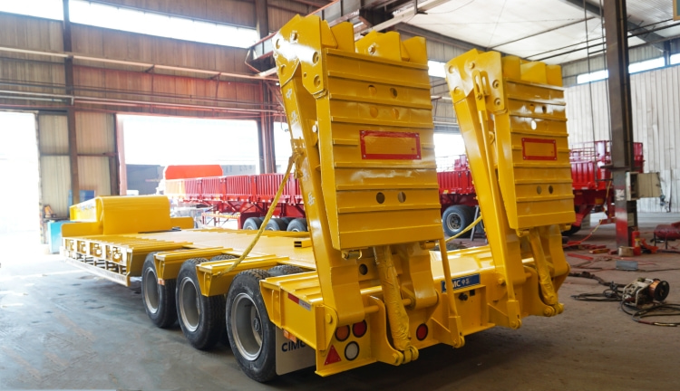 60 Tons Low Bed Trailer for Sale in Mauritius | Semi Low Bed Trailers 3 Axles | CIMC Trailers China