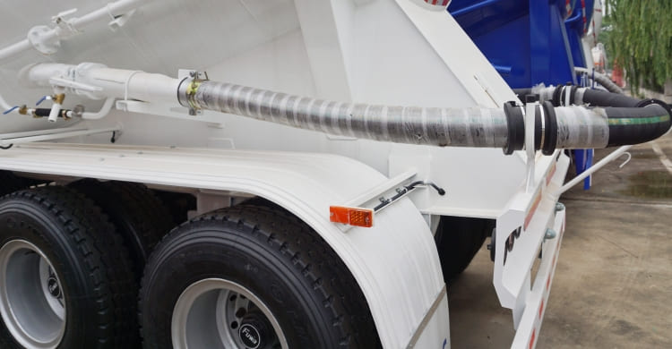 Cement Tanker Trailer for Sale in Mauritius | Bulk Cement Semi Trailer | CIMC Tank