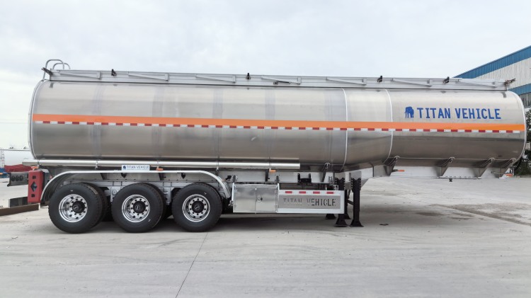3 Axle 45 CBM Aluminum Gasoline Tanker Trailer for Sale in Mauritius