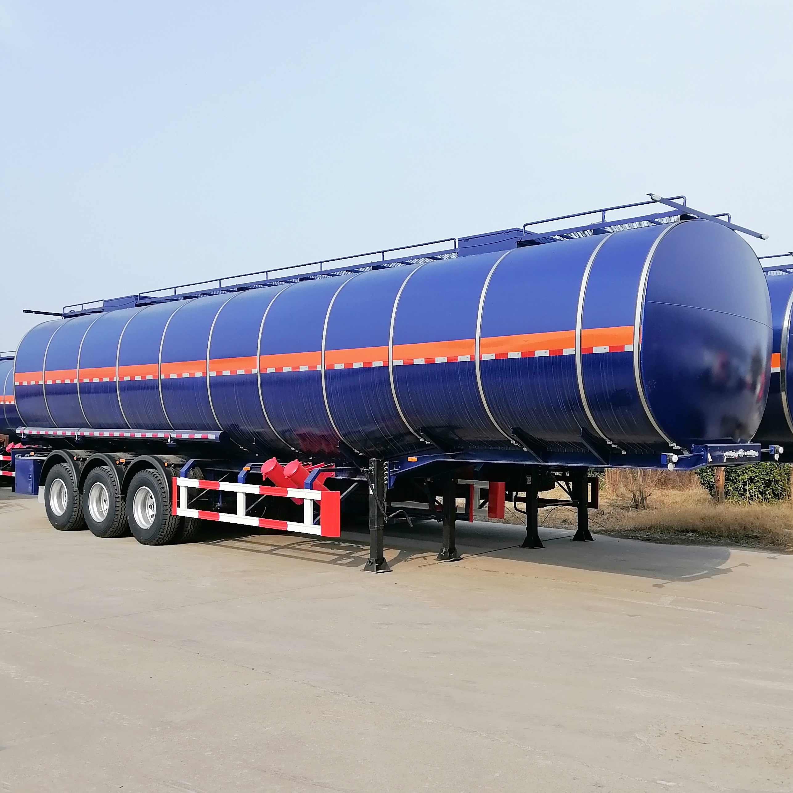 Fuel Tanker Trailer